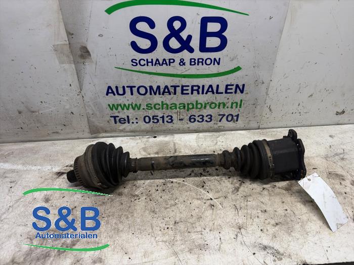 Gebrauchte Antriebswelle links vorne Audi Allroad (C5) 2.5 V6 TDI 24V Preis € 75,00 Margenregelung angeboten von Schaap & Bron