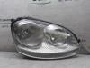 Headlight, right from a Volkswagen Golf V (1K1) 1.4 16V 2004