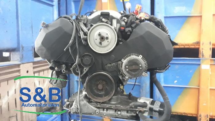 Engine from a Audi A6 Avant (C5) 2.4 V6 30V 2001