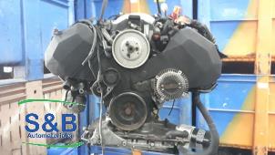 Engine from a Audi A6 Avant (C5) 2.4 V6 30V 2001