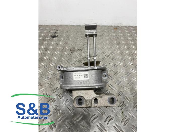 Used Engine mount Volkswagen Golf VII (AUA) Price € 35,00 Margin scheme offered by Schaap & Bron