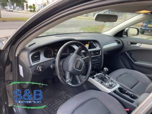 Usados Airbag set + dashboard Audi A4 Avant (B8) 1.8 TFSI 16V Precio € 650,00 Norma de margen ofrecido por Schaap & Bron
