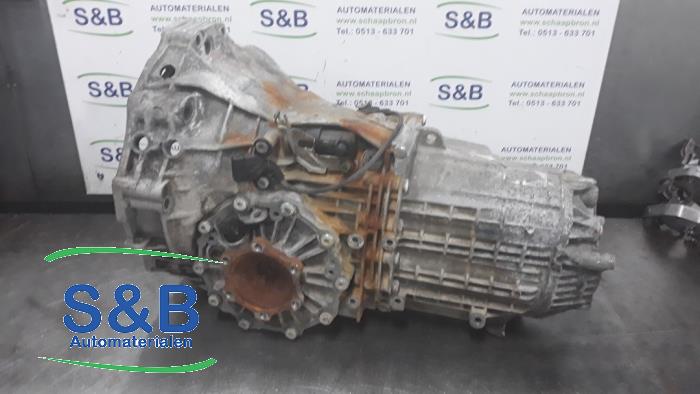 Gearbox from a Audi A4 Avant (B6) 2.0 20V 2003