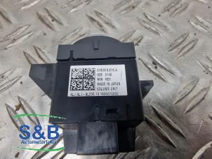 Panel obslugi radia z Audi Q2 (GAB/GAG) 1.4 TFSI 16V 150 2018