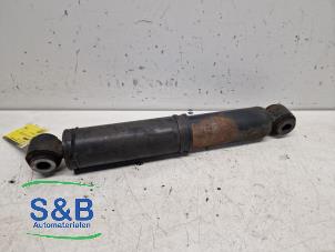 Used Rear shock absorber, right Peugeot Expert (VA/VB/VE/VF/VY) 1.6 Blue HDi 95 16V Price € 25,00 Margin scheme offered by Schaap & Bron