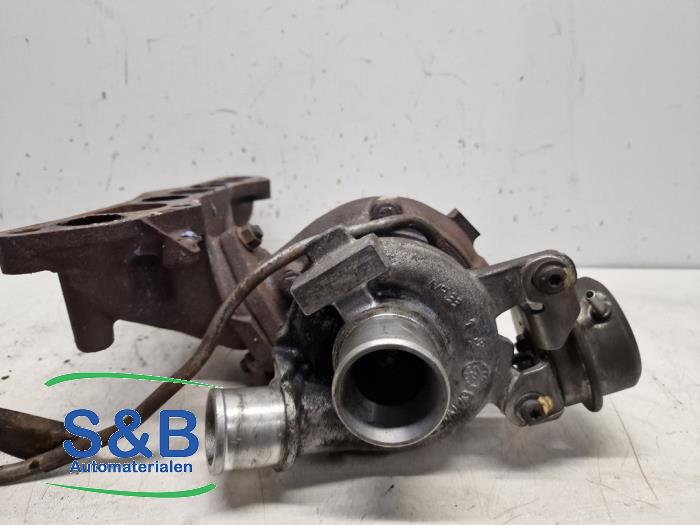 Używane Turbo BMW Mini (R50/53) 1.4 D One Cena € 225,00 Procedura marży oferowane przez Schaap & Bron