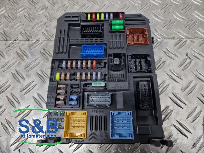 Used Body control computer Peugeot Expert (V1/VA/VB/VE/VF/VT/VY) 1.6 Blue HDi 95 16V Price € 75,00 Margin scheme offered by Schaap & Bron