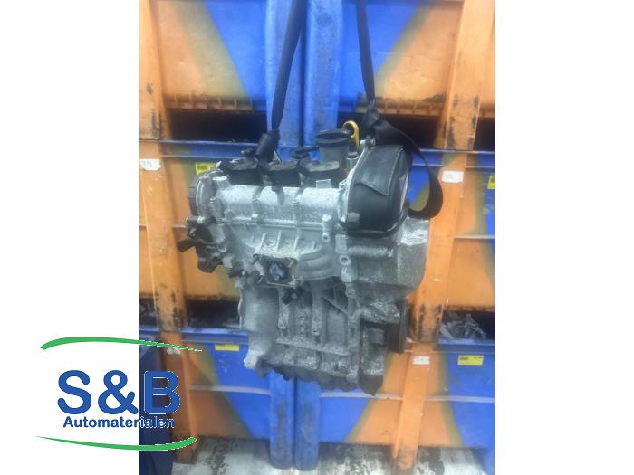 Engine from a Volkswagen Up! (121) 1.0 12V EcoFuel 2014