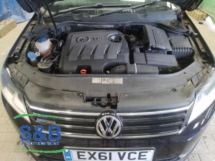 Engine Volkswagen Passat 1.6 TDI 16V Bluemotion - 03L100036M CAY
