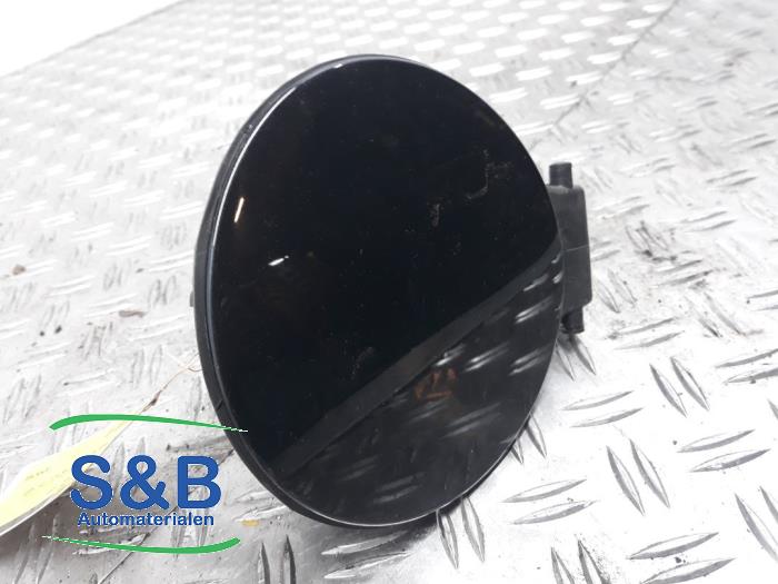 Tank cap cover from a Seat Toledo (1M2) 2.3 V5 Sport 2003