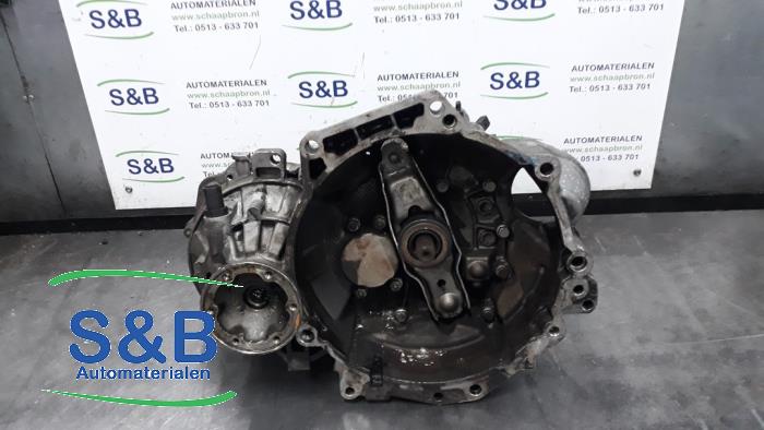 Gearbox from a Seat Toledo (NHAA) 1.6 TDI 16V 105 2013