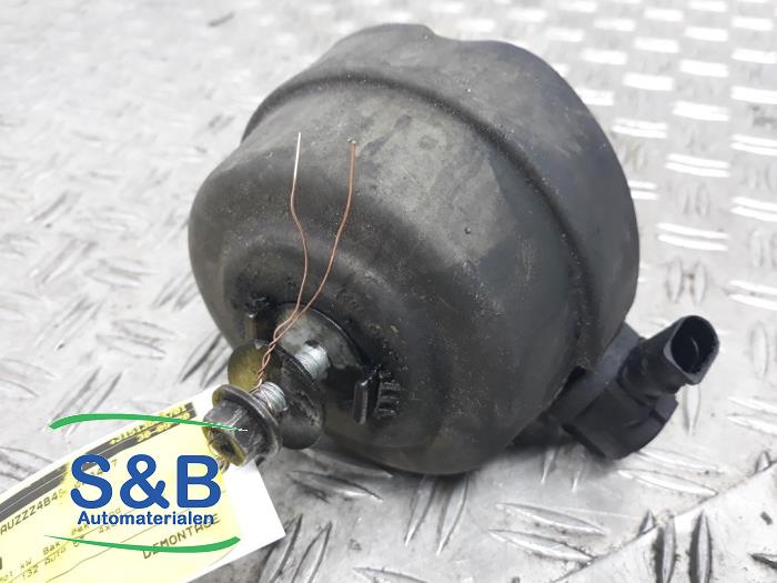 Used Engine mount Audi A6 Avant Quattro (C5) 2.5 TDI V6 24V Price € 30,00 Margin scheme offered by Schaap & Bron