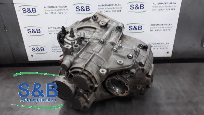 Gearbox from a Audi A3 (8P1) 2.0 TDI 16V 2009