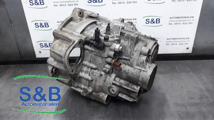 Gearbox from a Audi A3 (8P1) 2.0 TDI 16V 2009