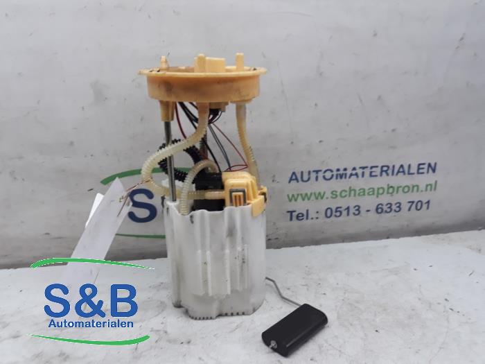 Usagé Pompe à carburant Volkswagen Caddy Combi IV 2.0 TDI 75 Prix € 100,00 Règlement à la marge proposé par Schaap & Bron