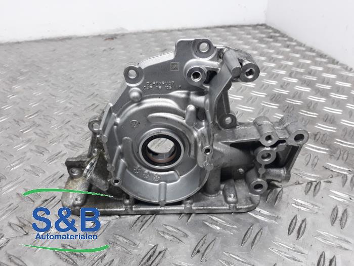Używane Pompa oleju Volkswagen Golf VII (AUA) 1.0 TSI 12V Cena € 70,00 Procedura marży oferowane przez Schaap & Bron