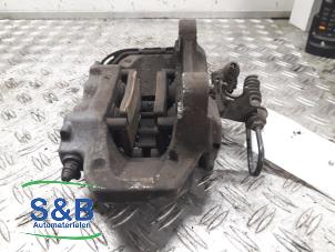 Used Rear brake calliperholder, right Audi Q7 (4LB) 4.2 FSI V8 32V Price € 225,00 Margin scheme offered by Schaap & Bron