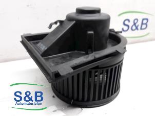 Used Heating and ventilation fan motor Volkswagen Golf IV (1J1) 1.6 16V Price € 35,00 Margin scheme offered by Schaap & Bron