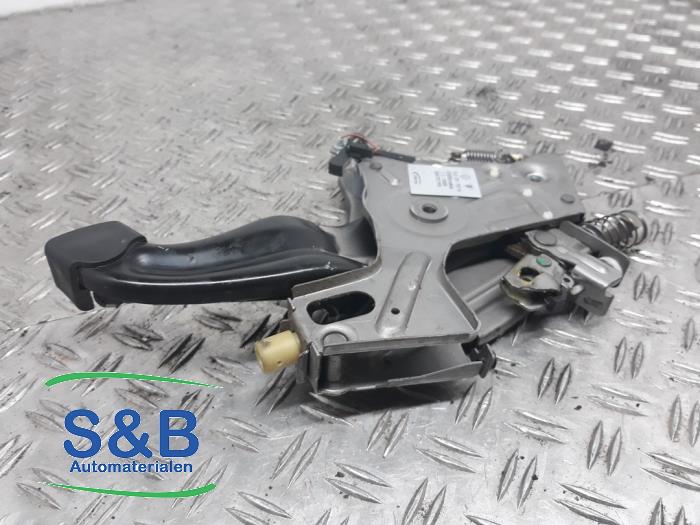 Używane Pedal hamulca Audi Q7 (4LB) 4.2 TDI V8 32V Cena € 60,00 Procedura marży oferowane przez Schaap & Bron