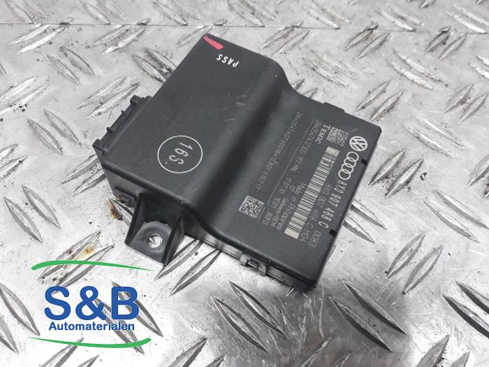Używane Modul gateway Audi A1 (8X1/8XK) 1.6 TDI 16V Cena € 50,00 Procedura marży oferowane przez Schaap & Bron