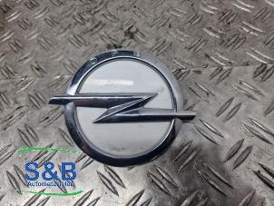 Gebrauchte Emblem Opel Insignia Grand Sport 1.6 Turbo 16V 200 Preis € 20,00 Margenregelung angeboten von Schaap & Bron