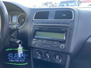 Gebrauchte Radio Volkswagen Polo V (6R) 1.2 TDI 12V BlueMotion Preis € 50,00 Margenregelung angeboten von Schaap & Bron