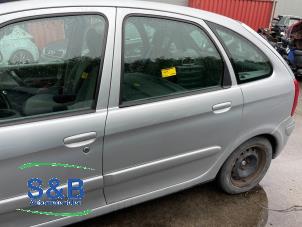 Used Rear door 4-door, left Citroen Xsara Picasso (CH) 1.8 16V Price € 75,00 Margin scheme offered by Schaap & Bron