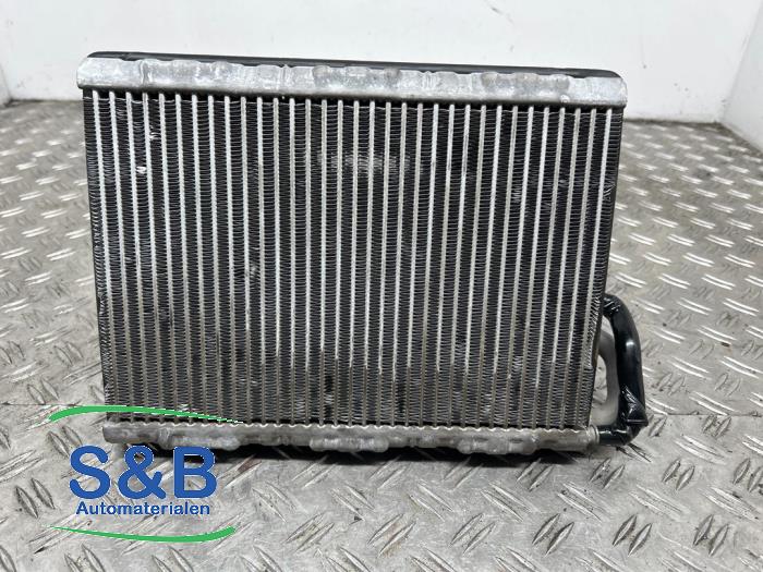 Air conditioning vaporiser from a Audi A4 (B9) 2.0 TFSI 16V 2016
