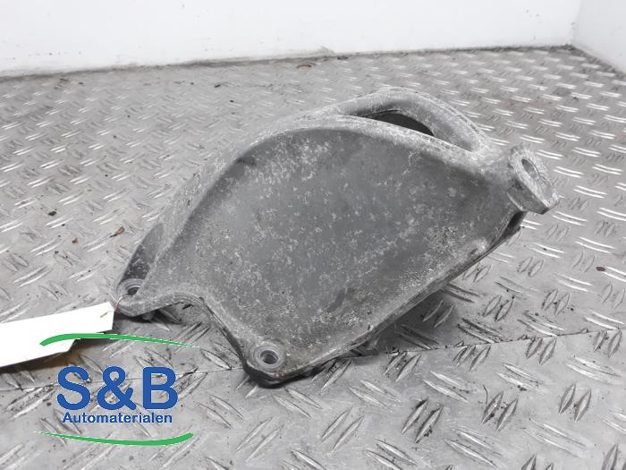Used Engine mount Audi A4 (B9) 1.4 TFSI 16V Price € 20,00 Margin scheme offered by Schaap & Bron