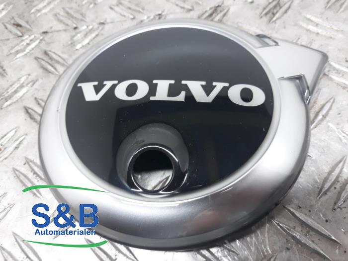 Używane Emblemat Volvo XC40 (XZ) Recharge Twin 78 kWh Cena € 80,00 Procedura marży oferowane przez Schaap & Bron