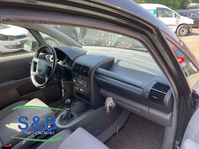 Airbag set + dashboard z Audi A2 (8Z0) 1.4 16V 2002