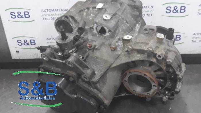 Gearbox from a Skoda Roomster (5J) 1.9 TDI 2009