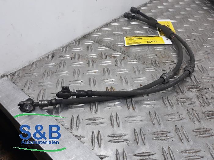 Begagnade Främre bromsslang Volkswagen Caddy IV 2.0 TDI 75 Pris € 20,00 Marginaltabell erbjuds av Schaap & Bron