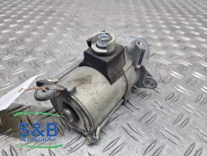 Anlasser van een Honda Insight (ZE2) 1.3 16V VTEC 2010