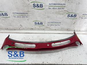 Used Cowl top grille BMW Mini One/Cooper (R50) 1.6 16V One Price € 50,00 Margin scheme offered by Schaap & Bron
