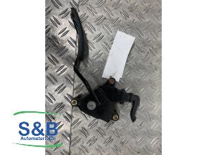 Used Accelerator pedal Renault Kangoo Express (FW) 1.5 dCi 75 FAP Price € 20,00 Margin scheme offered by Schaap & Bron