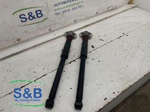 Used Shock absorber kit Audi A3 (8L1) 1.6 Price € 60,00 Margin scheme offered by Schaap & Bron