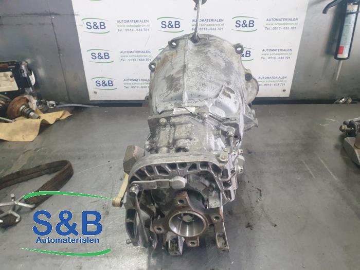 Gebrauchte Getriebe Volkswagen Crafter 2.5 TDI 30/32/35/46/50 Preis € 800,00 Margenregelung angeboten von Schaap & Bron