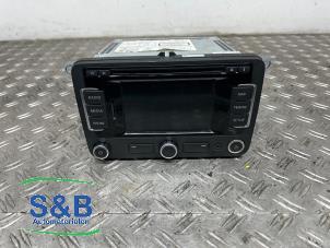 Usagé Radio/Lecteur CD Volkswagen Passat (362) 1.8 TSI 16V Prix € 395,00 Règlement à la marge proposé par Schaap & Bron