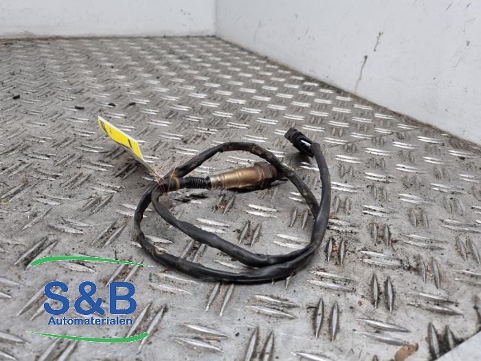 Usados Sonda Lambda Volkswagen Passat Variant 4Motion (3B6) 4.0 W8 Precio € 50,00 Norma de margen ofrecido por Schaap & Bron