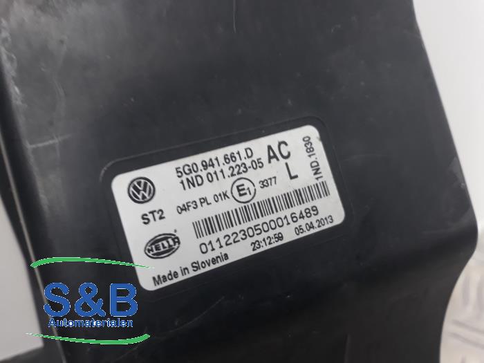 Anti brouillard gauche d'un Volkswagen Caddy IV 1.4 TSI 16V 2016
