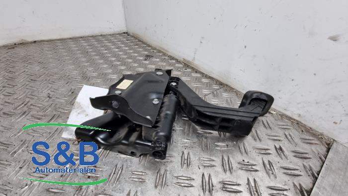 Używane Pedal hamulca Volkswagen Crafter 2.0 TDI Cena € 15,00 Procedura marży oferowane przez Schaap & Bron