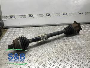 Used Front drive shaft, left Audi A4 Quattro (B7) 2.0 TFSI 20V Price € 80,00 Margin scheme offered by Schaap & Bron