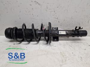 Used Front shock absorber, right Volkswagen Polo V (6R) 1.2 12V Price € 60,00 Margin scheme offered by Schaap & Bron