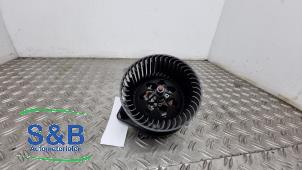 Usados Motor de ventilador de calefactor Mini Mini (R56) 1.4 16V One Precio € 45,00 Norma de margen ofrecido por Schaap & Bron