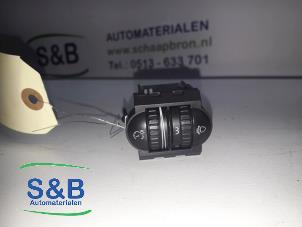 Usagé Commutateur lumière Volkswagen Golf V Variant (1K5) 1.4 TSI 140 16V Prix € 20,00 Règlement à la marge proposé par Schaap & Bron