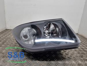 New Headlight, left Volkswagen Crafter 2.0 BiTDI Price € 114,95 Inclusive VAT offered by Schaap & Bron