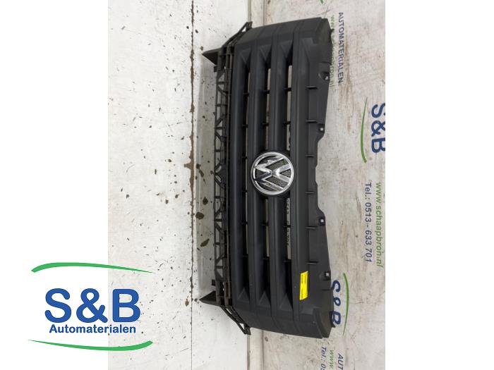 Używane Grill Volkswagen Crafter 2.0 TDI 16V Cena € 70,00 Procedura marży oferowane przez Schaap & Bron