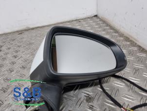 Used Wing mirror, right Audi A1 Sportback (8XA/8XF) 1.0 TFSI Ultra 12V Price € 85,00 Margin scheme offered by Schaap & Bron