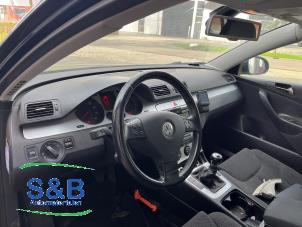 Usagé Kit airbag + tableau de bord Volkswagen Passat Variant (3C5) 1.8 TSI 16V Prix € 400,00 Règlement à la marge proposé par Schaap & Bron